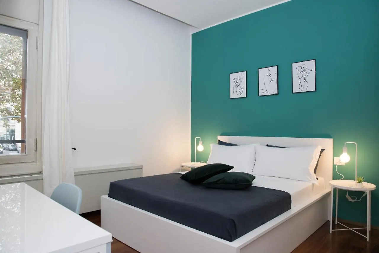 Hemeras Boutique Homes - 2 Luxury Apartments In The City Center Milan Italy