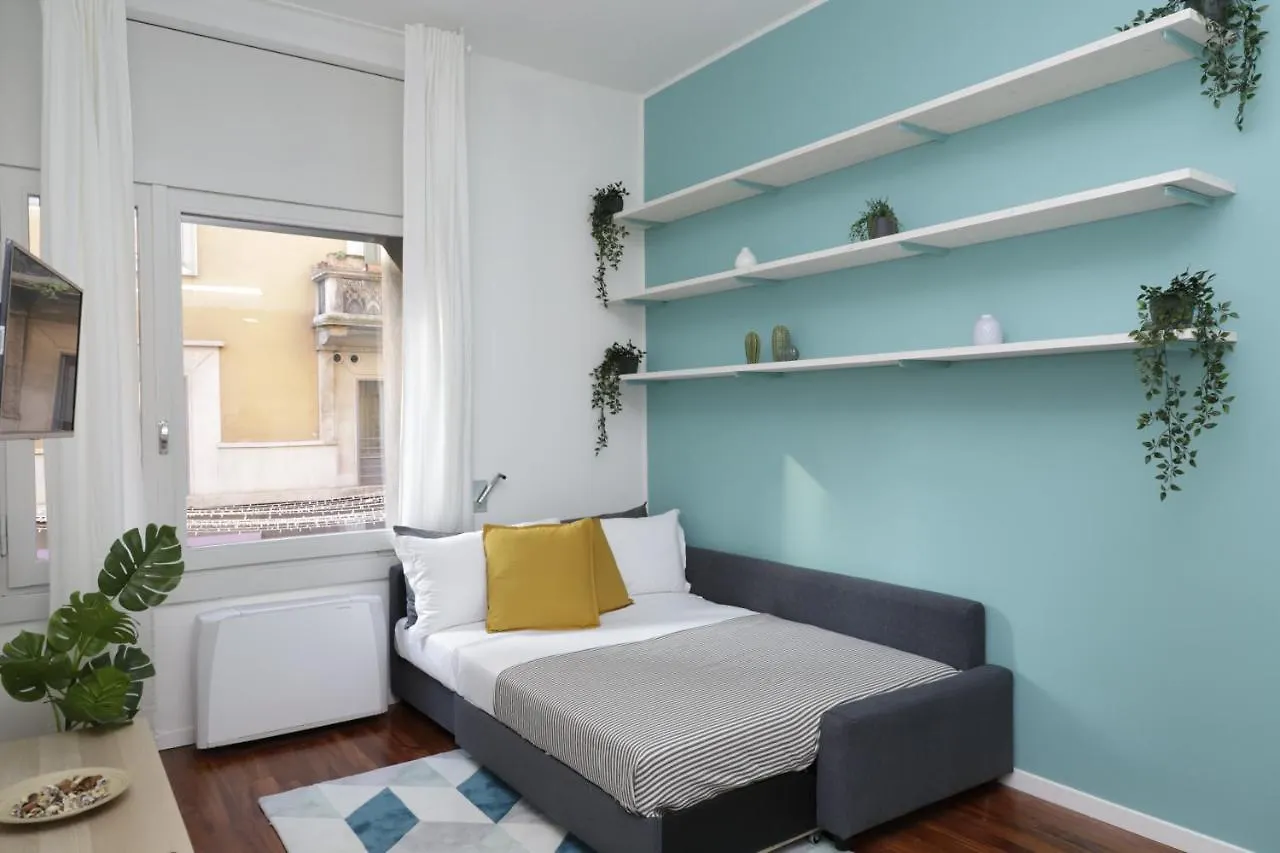 Hemeras Boutique Homes - 2 Luxury Apartments In The City Center Milan Italy