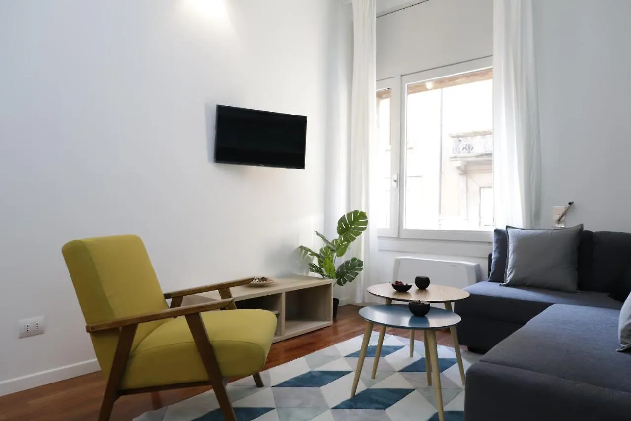 Hemeras Boutique Homes - 2 Luxury Apartments In The City Center location